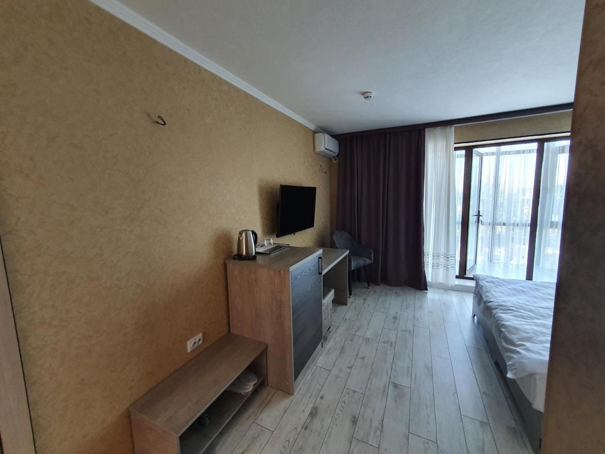 Artist Regenci Hotel Tasjkent Exteriör bild